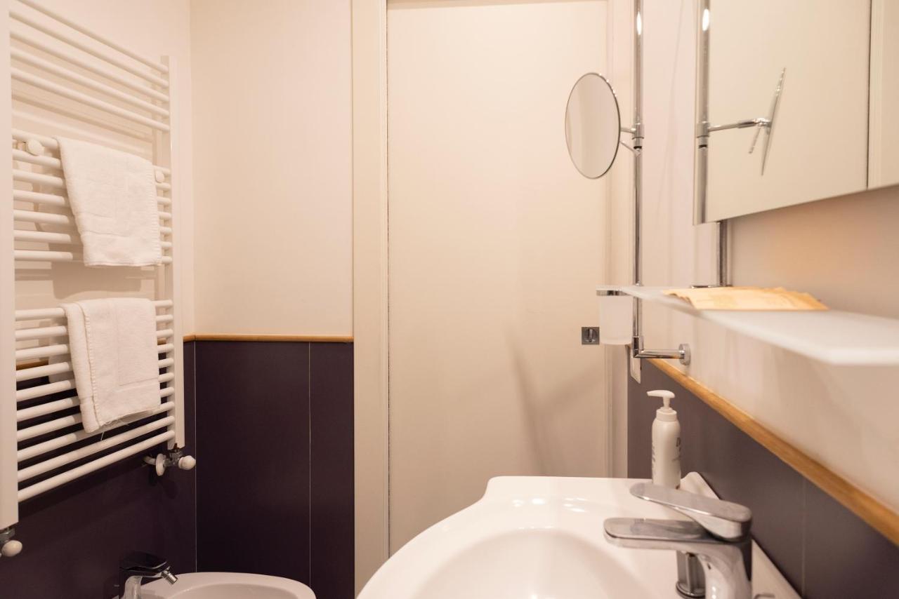 Pignatelli Rooms Napoli Ngoại thất bức ảnh